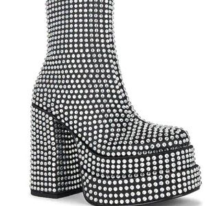 Steve Madden Cobra Boots